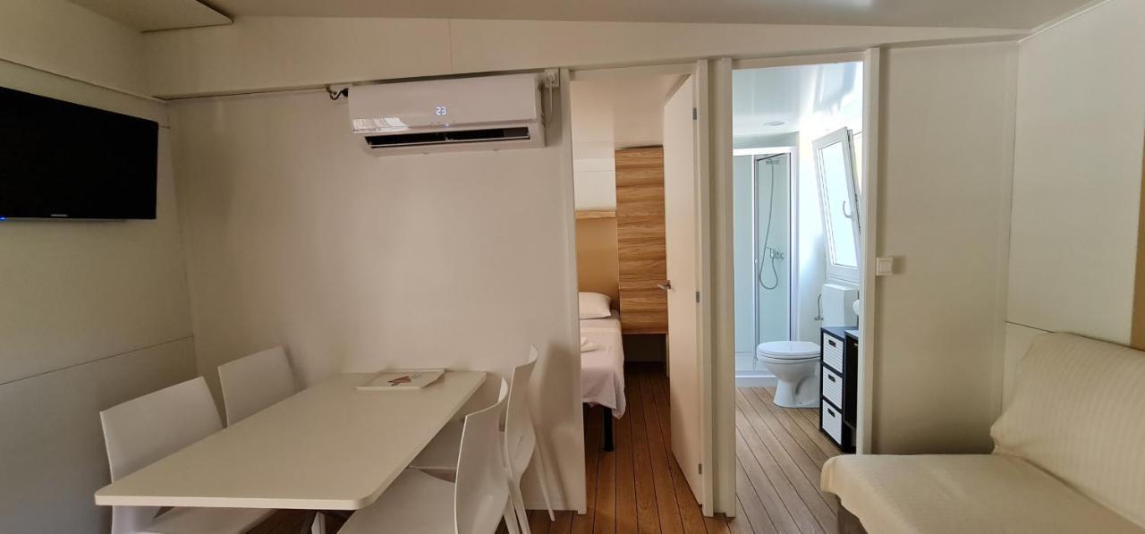 Mobile Home Andreana Jezera Dış mekan fotoğraf